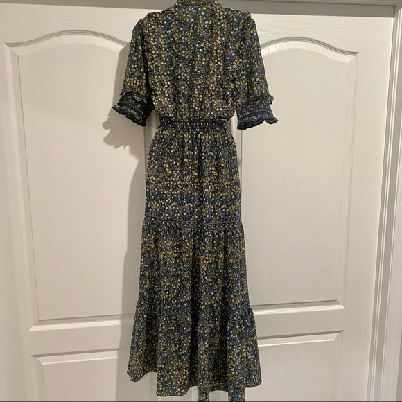 Tiered Floral Midi Dress - Picture 5 of 8